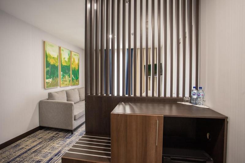 Avenue Park Hotel Yusufkhona Extérieur photo