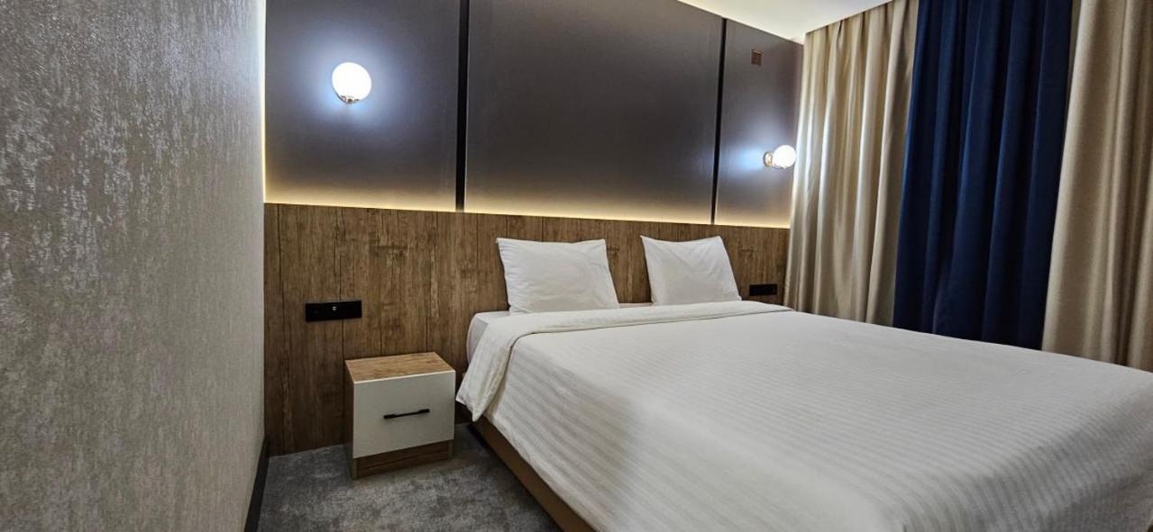 Avenue Park Hotel Yusufkhona Extérieur photo